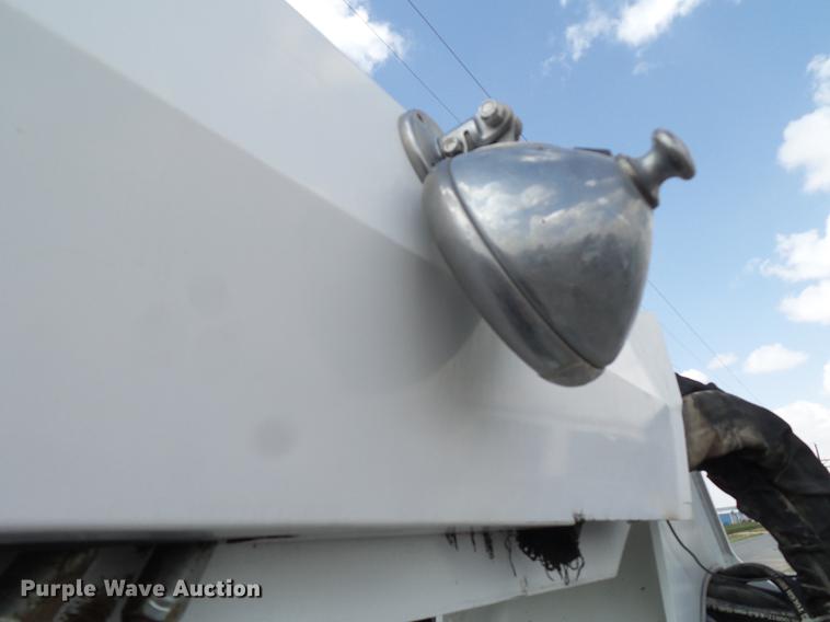 image for item EI9660 2010 Freightliner Business Class M2 digger derrick truck