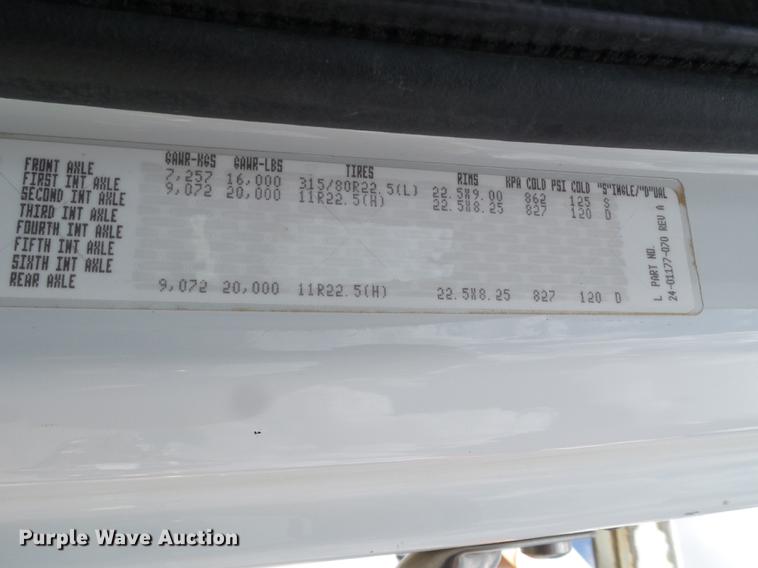 image for item EI9660 2010 Freightliner Business Class M2 digger derrick truck