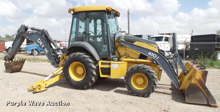 image for item EI9661 2007 John Deere 410J backhoe