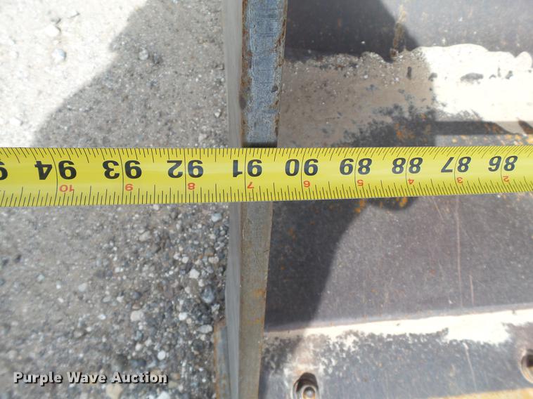 image for item EI9661 2007 John Deere 410J backhoe