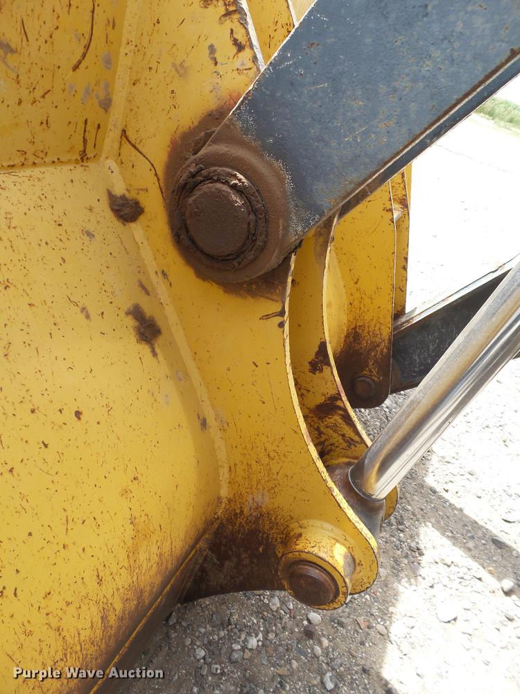 image for item EI9661 2007 John Deere 410J backhoe