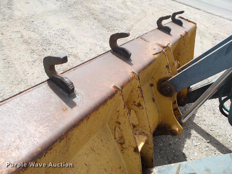 image for item EI9661 2007 John Deere 410J backhoe