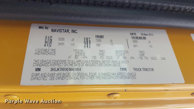 image for item EI9662 2014 Caterpillar CT660 semi truck