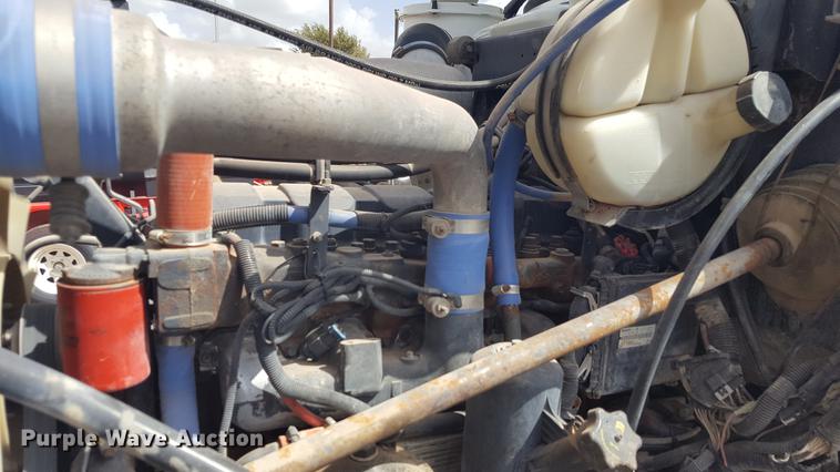 image for item EI9663 2004 Mack RD690SX flatbed winch truck