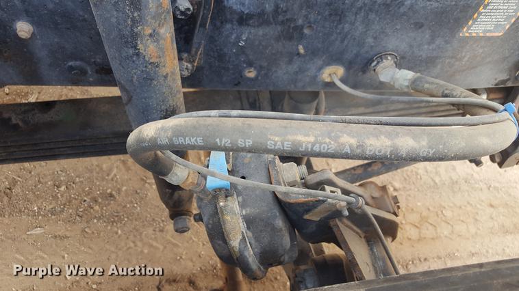 image for item EI9663 2004 Mack RD690SX flatbed winch truck