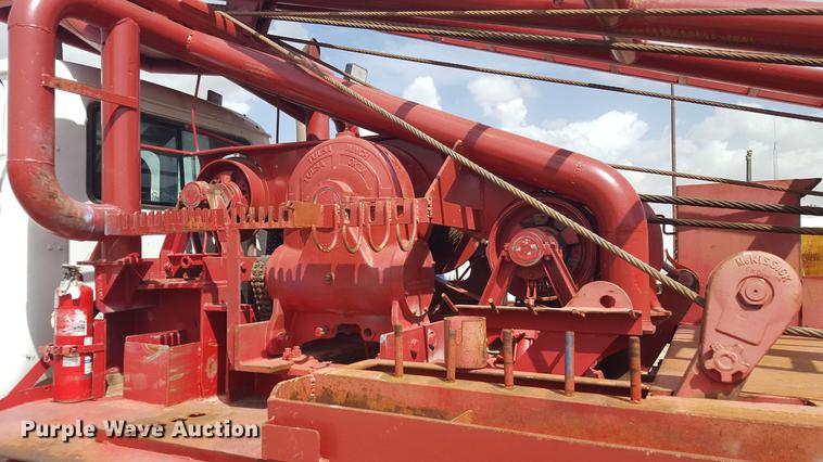 image for item EI9663 2004 Mack RD690SX flatbed winch truck