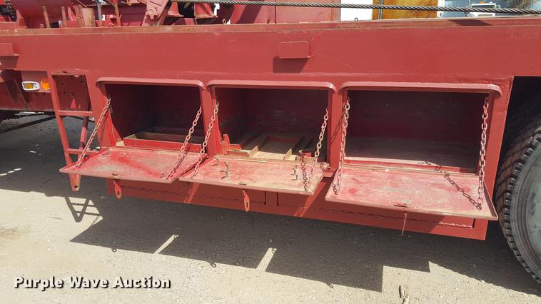 image for item EI9663 2004 Mack RD690SX flatbed winch truck