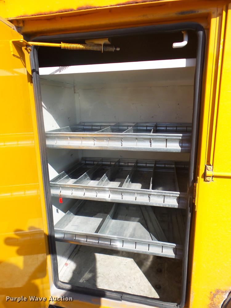 image for item EI9948 Altec utility bed