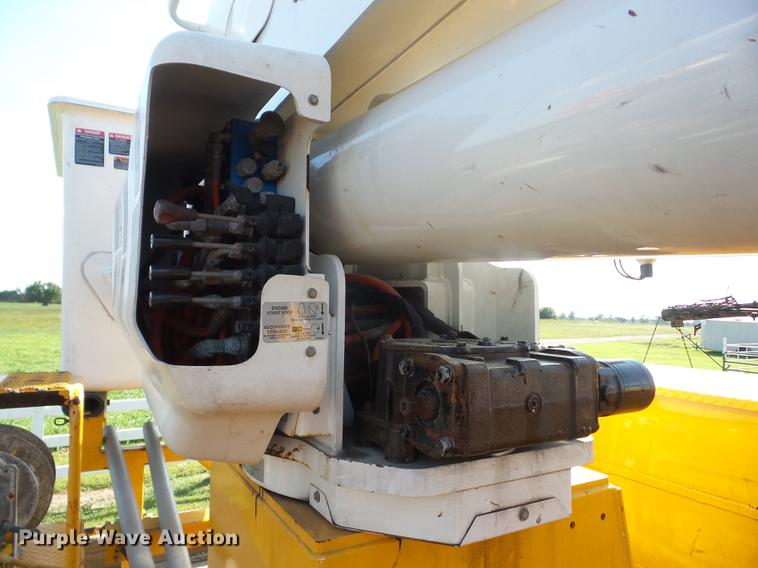 image for item EI9948 Altec utility bed