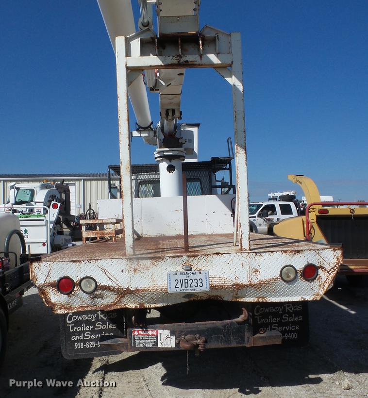 image for item EI9964 2001 International 4700 bucket truck