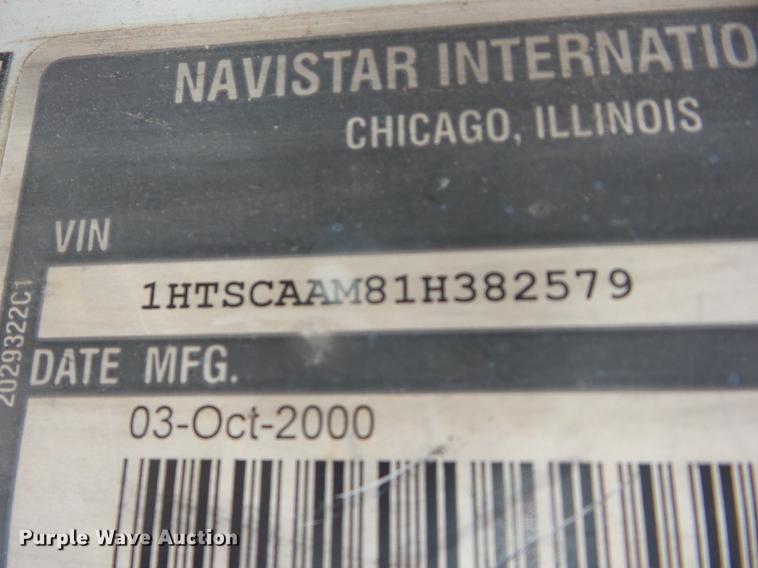 image for item EI9964 2001 International 4700 bucket truck