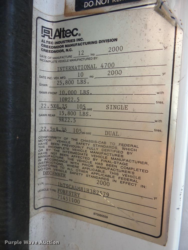 image for item EI9964 2001 International 4700 bucket truck