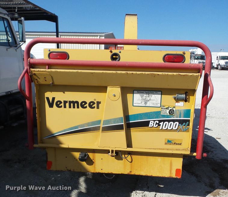 image for item EI9965 2006 Vermeer BC1000XL chipper