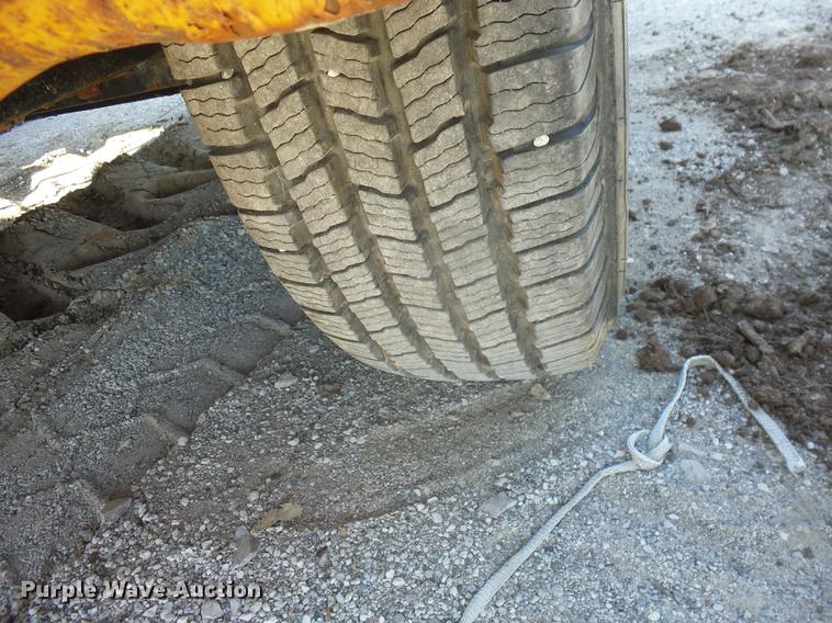 image for item EI9965 2006 Vermeer BC1000XL chipper