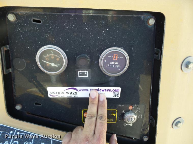 image for item EI9965 2006 Vermeer BC1000XL chipper