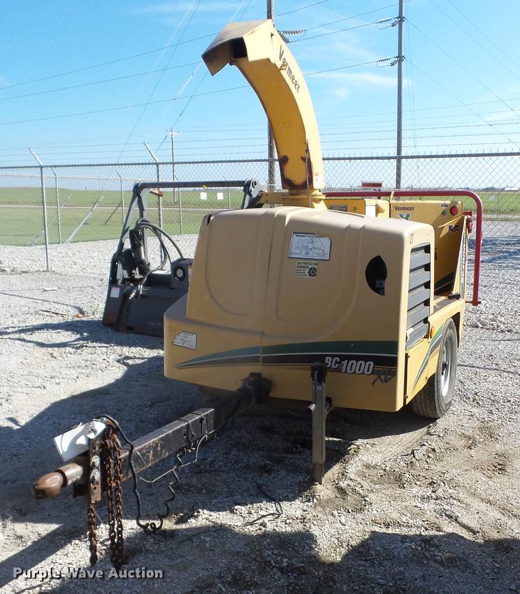 image for item EI9966 2007 Vermeer BC1000XL chipper