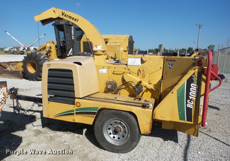 image for item EI9966 2007 Vermeer BC1000XL chipper