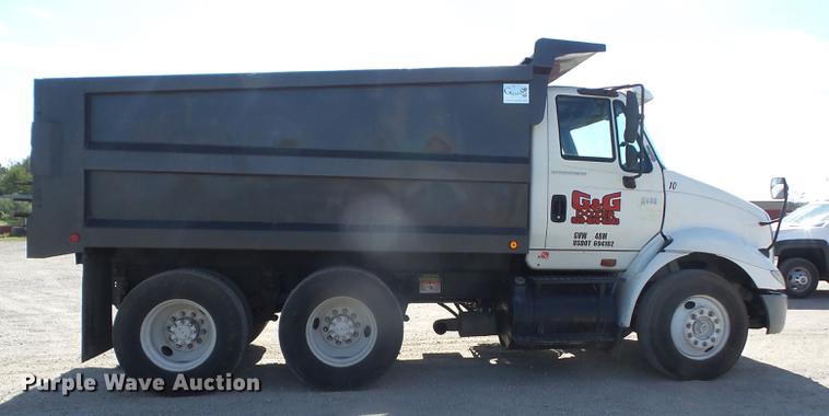 image for item EI9979 2005 International 8600 dump truck