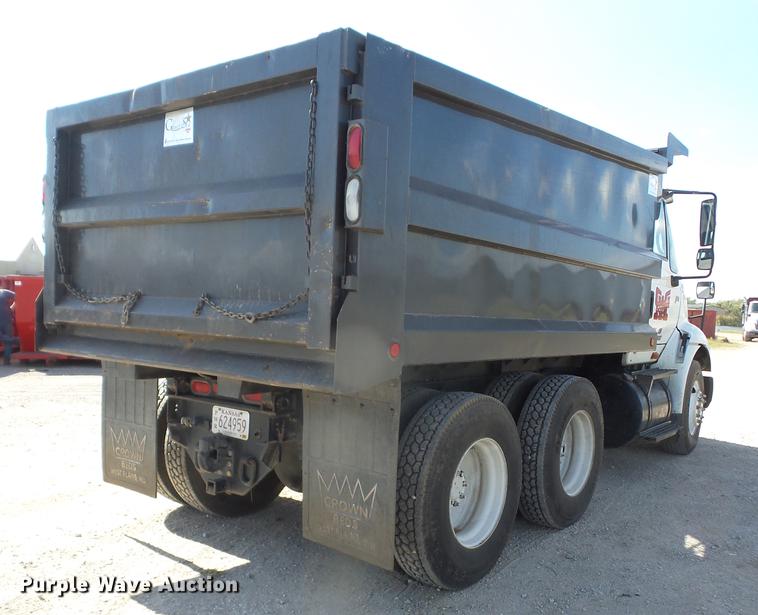 image for item EI9979 2005 International 8600 dump truck