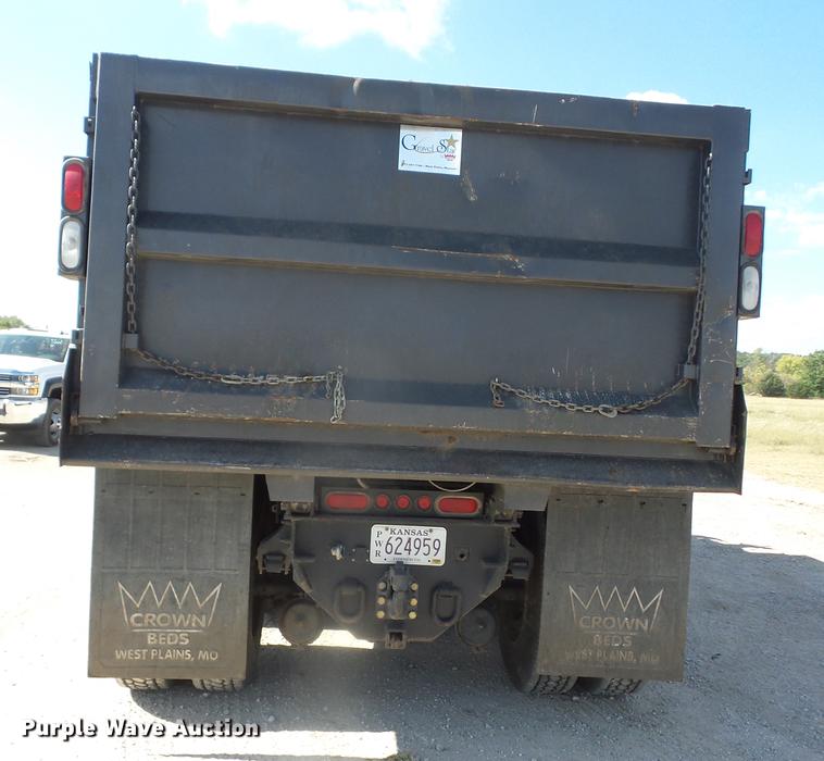 image for item EI9979 2005 International 8600 dump truck