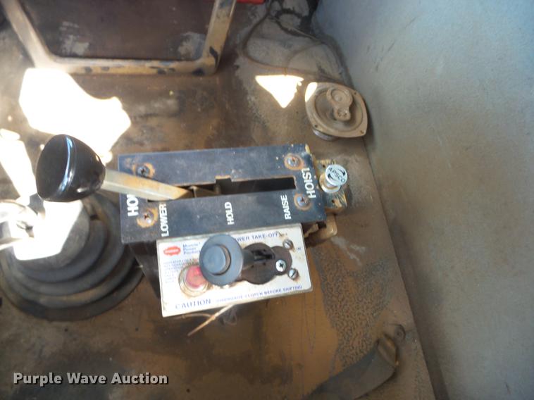 image for item EI9979 2005 International 8600 dump truck