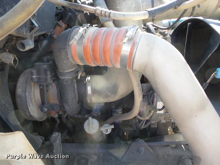 image for item EI9979 2005 International 8600 dump truck