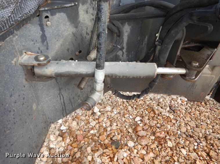 image for item EM9541 Bobcat SG60 stump grinder