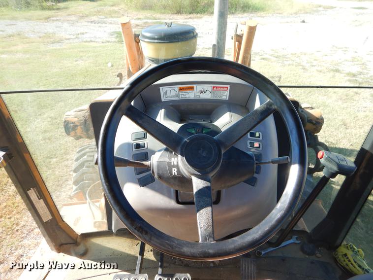 image for item EO9579 2002 Case 580 Super M backhoe