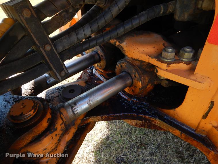 image for item EO9579 2002 Case 580 Super M backhoe