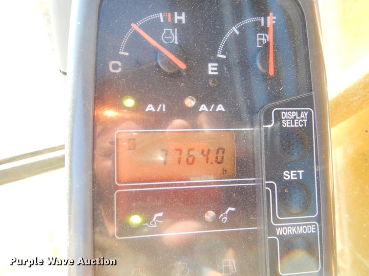 image for item EO9580 2005 John Deere 330C LC excavator