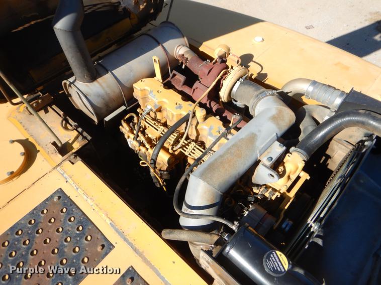 image for item EO9580 2005 John Deere 330C LC excavator