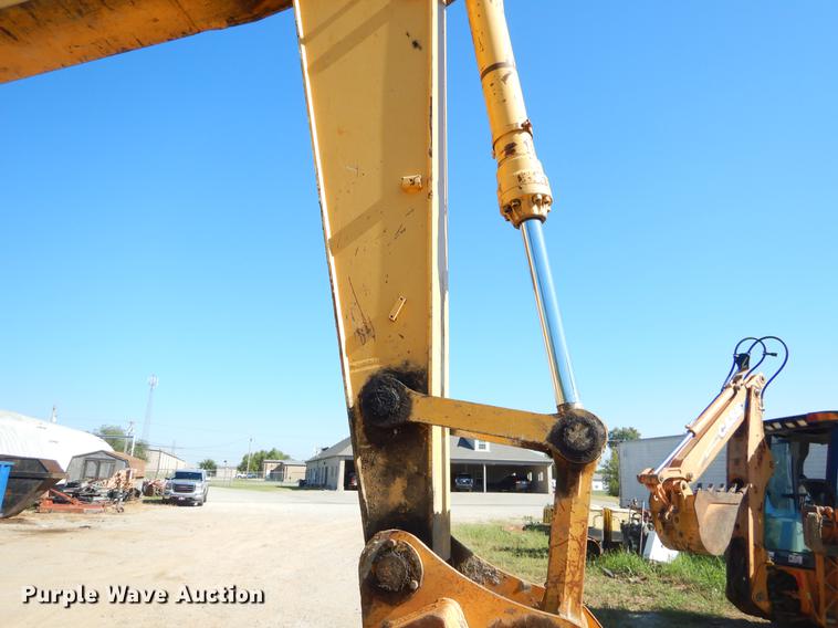 image for item EO9580 2005 John Deere 330C LC excavator