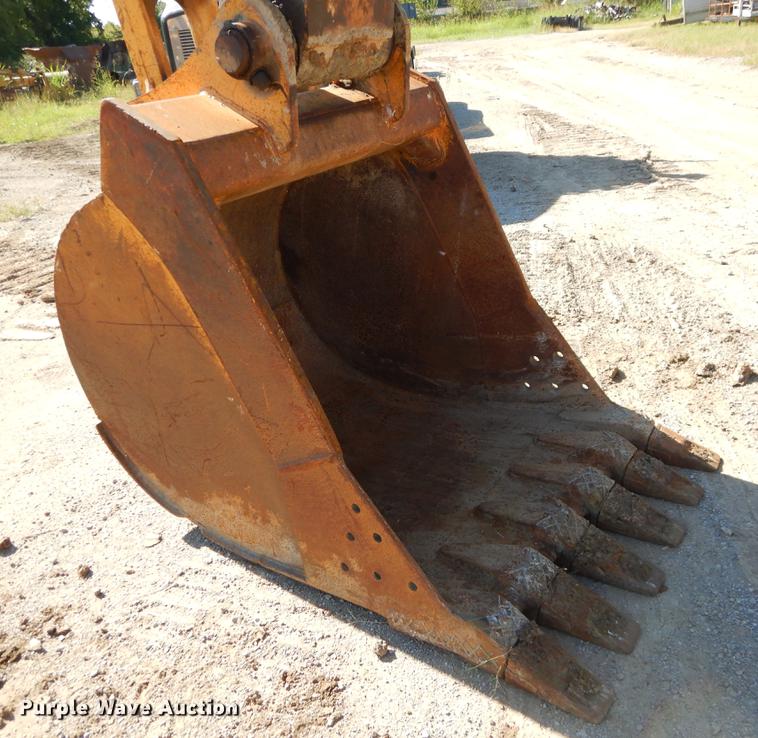 image for item EO9580 2005 John Deere 330C LC excavator