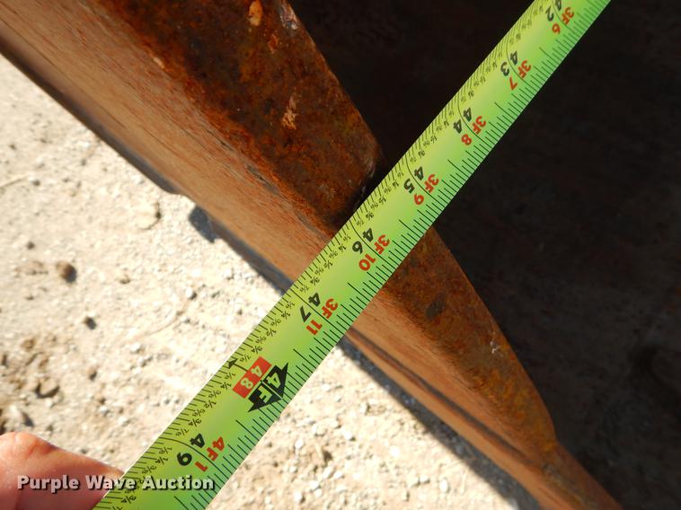 image for item EO9580 2005 John Deere 330C LC excavator