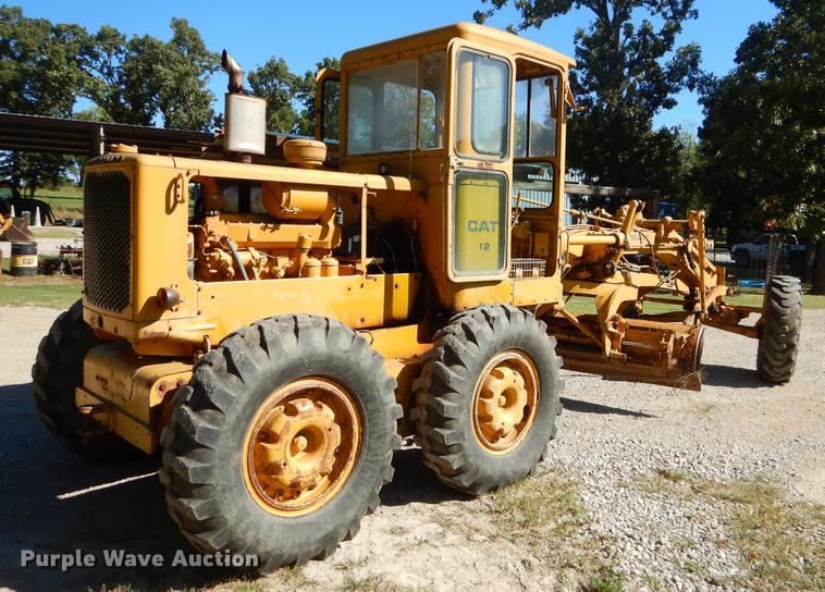 image for item EO9622 Caterpillar 12E rigid frame motor grader
