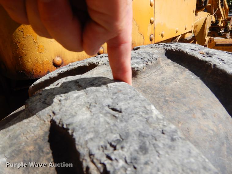 image for item EO9622 Caterpillar 12E rigid frame motor grader