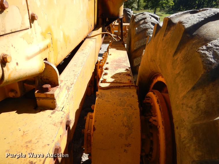 image for item EO9622 Caterpillar 12E rigid frame motor grader
