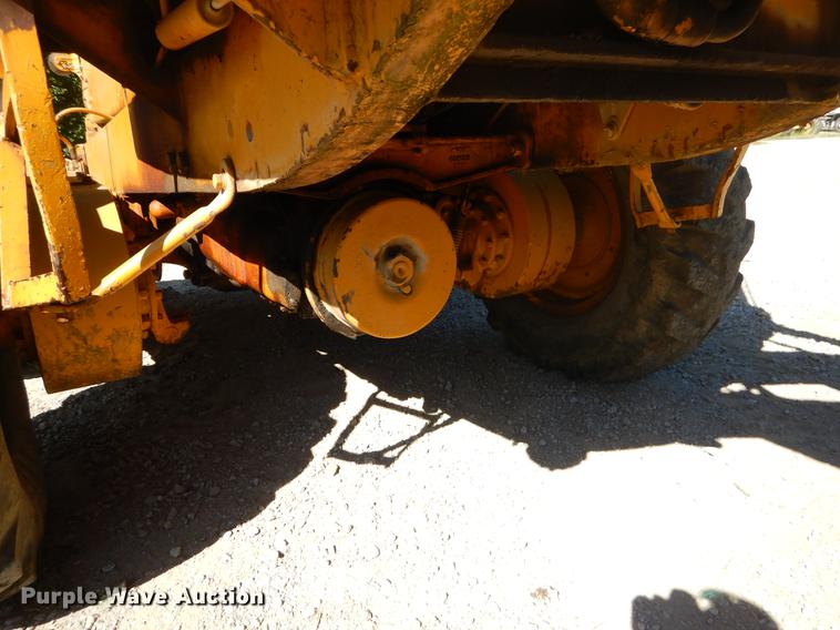 image for item EO9622 Caterpillar 12E rigid frame motor grader