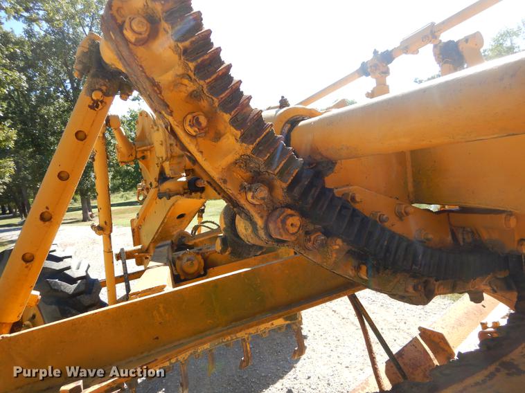 image for item EO9622 Caterpillar 12E rigid frame motor grader