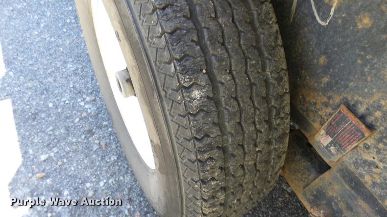 image for item FO9188 2012 PJ utility trailer