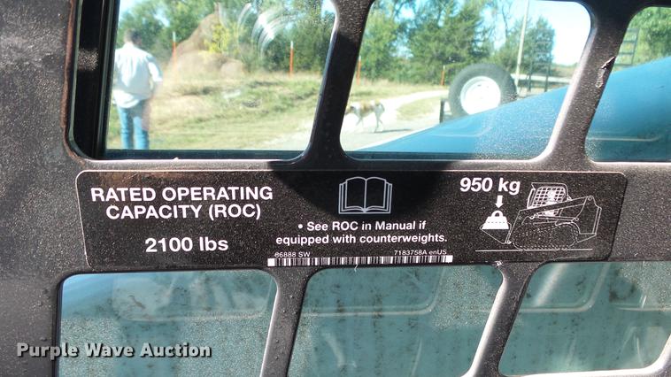 image for item FO9195 2015 Bobcat S590 skid steer