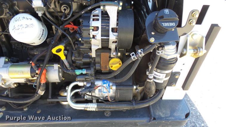 image for item FO9195 2015 Bobcat S590 skid steer