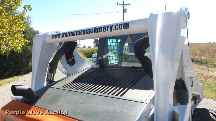 image for item FO9195 2015 Bobcat S590 skid steer