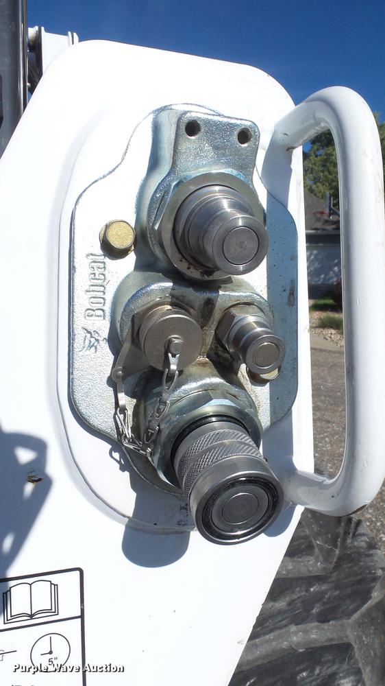 image for item FO9195 2015 Bobcat S590 skid steer