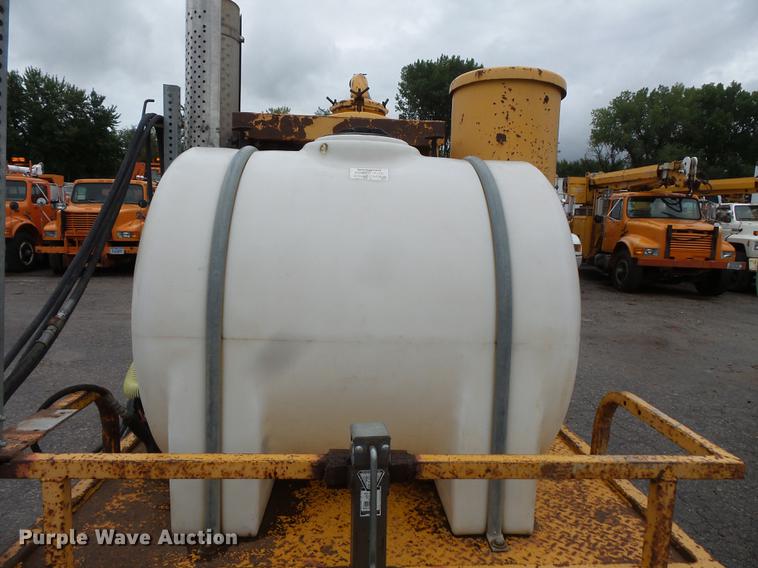 image for item FT9834 U-Dump vacuum trailer