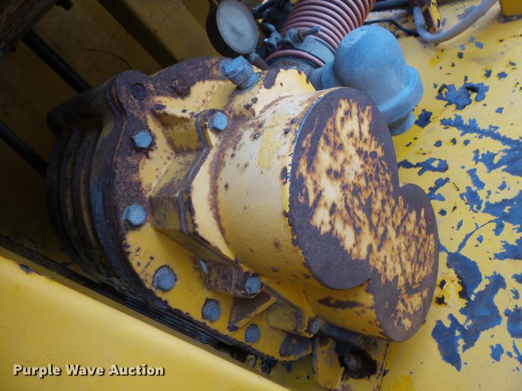 image for item FT9834 U-Dump vacuum trailer