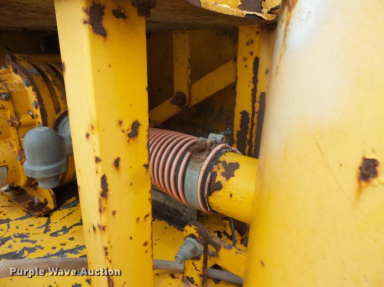 image for item FT9834 U-Dump vacuum trailer