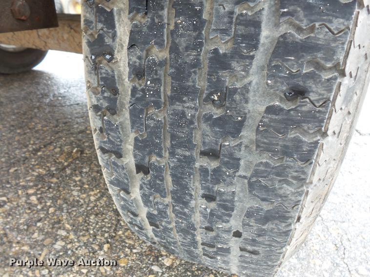 image for item FT9834 U-Dump vacuum trailer