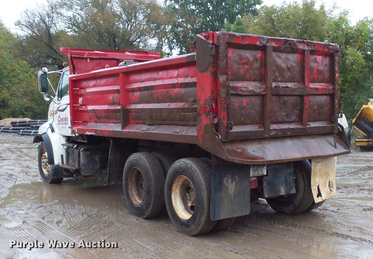 image for item FT9913 2002 Sterling L-Line dump truck