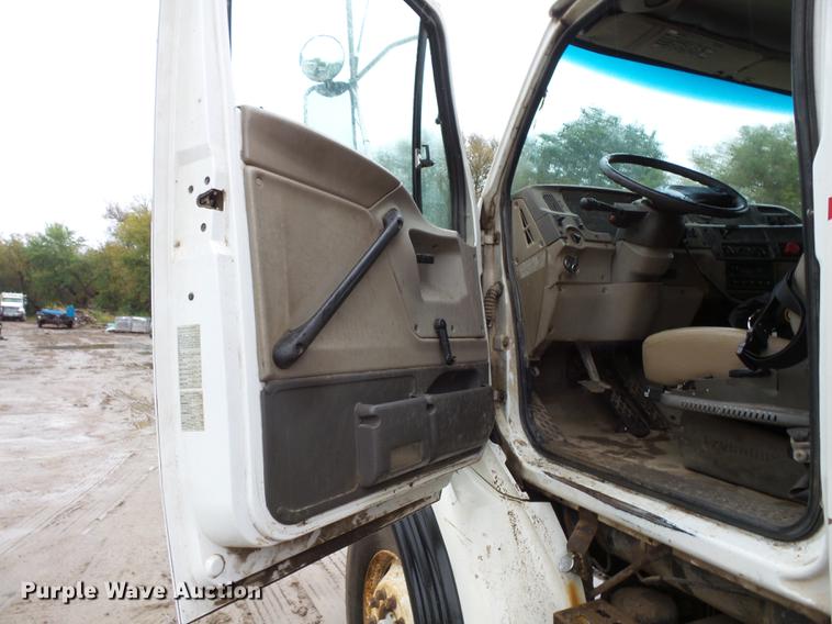 image for item FT9913 2002 Sterling L-Line dump truck